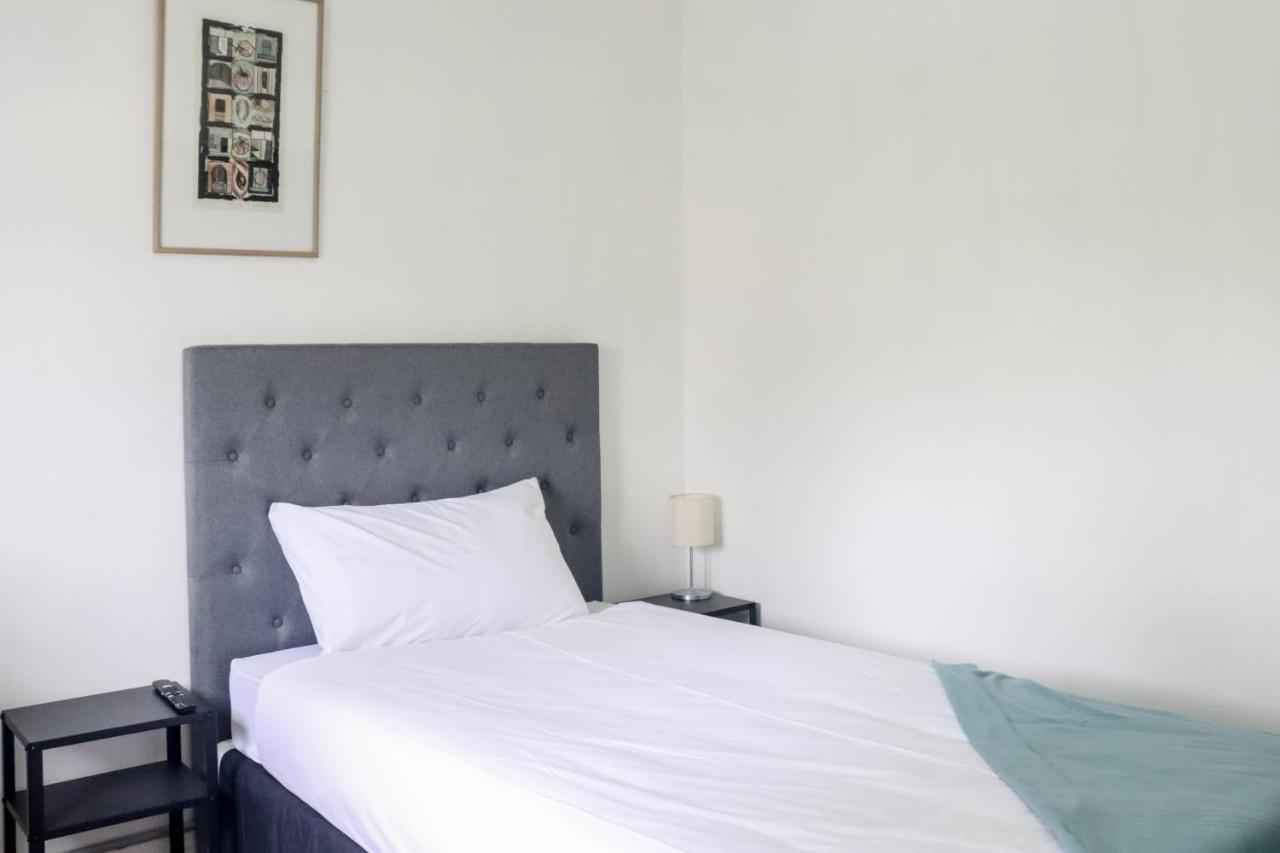 Tates Hotel Windsor Esterno foto
