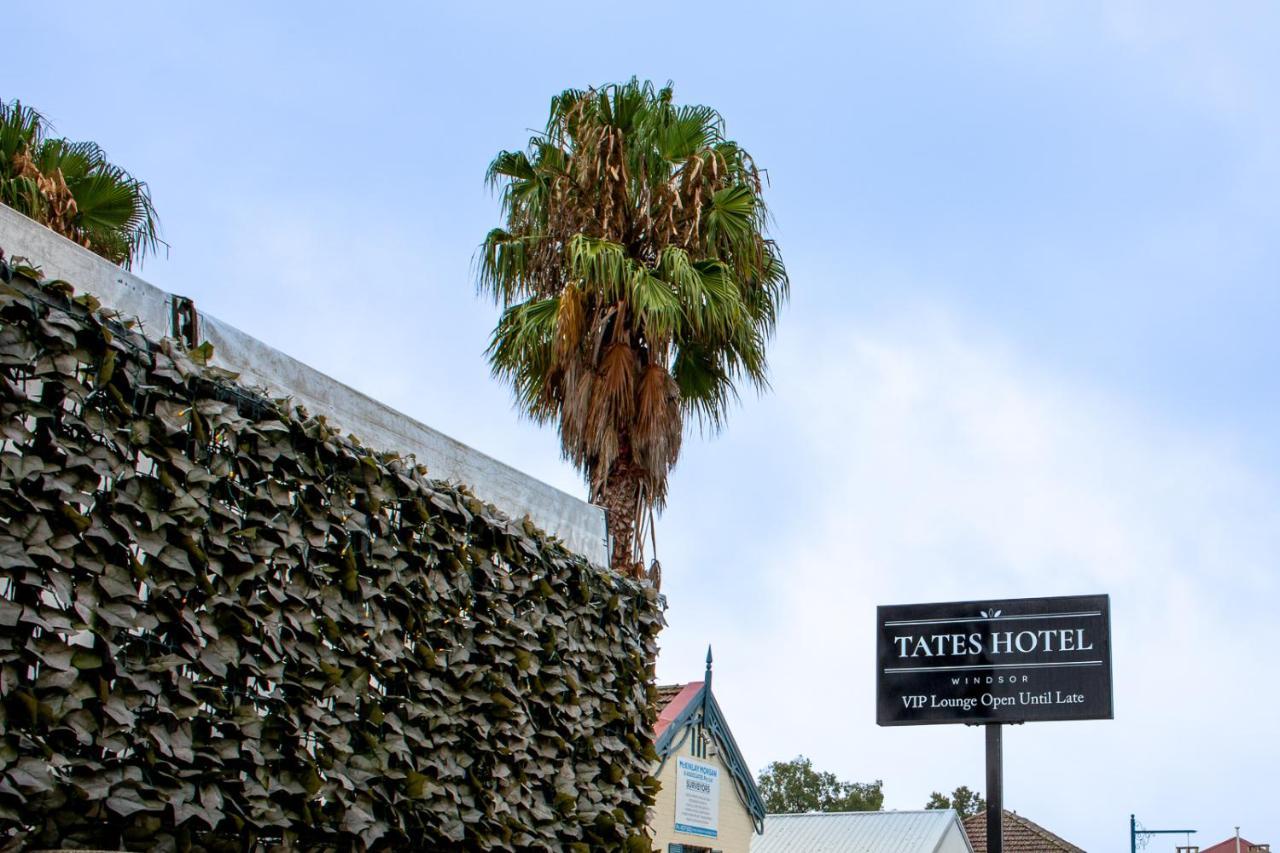 Tates Hotel Windsor Esterno foto